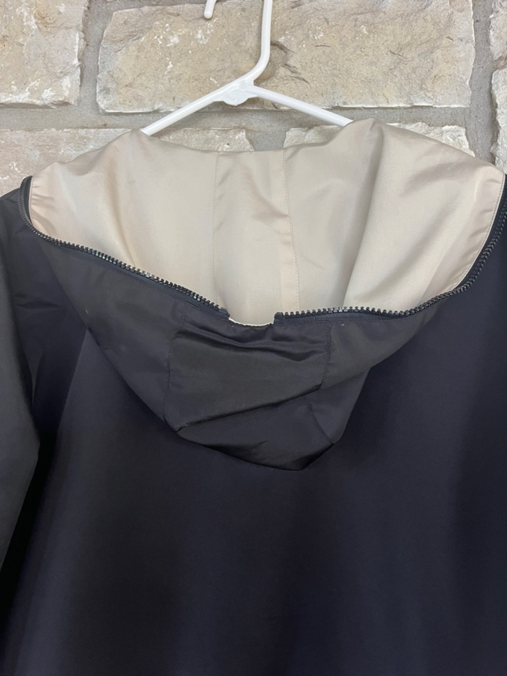 Reversible Tan and Black Hooded Zippered Rain Jacket with Storage Bag - Picture 5 of 8
